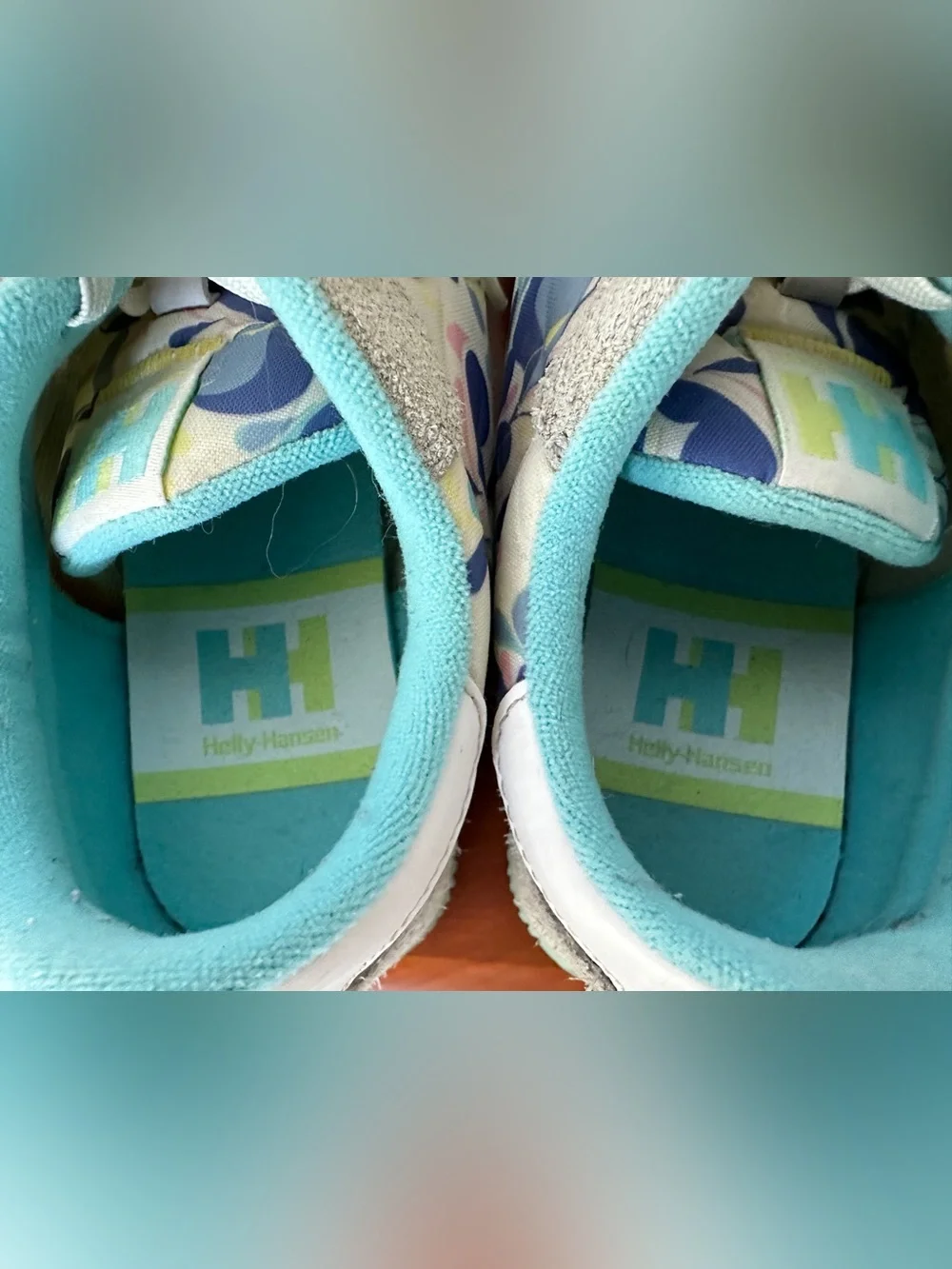 Helly Hansen Women’s Floral Sneakers - Cream, Blue & Teal